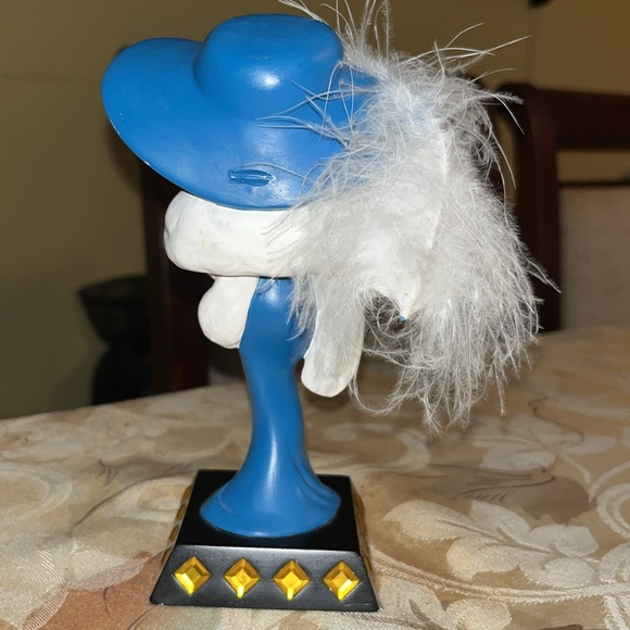 Vintage Betty Boop Glamour Girl Collector Figurine - Picture 2 of 5